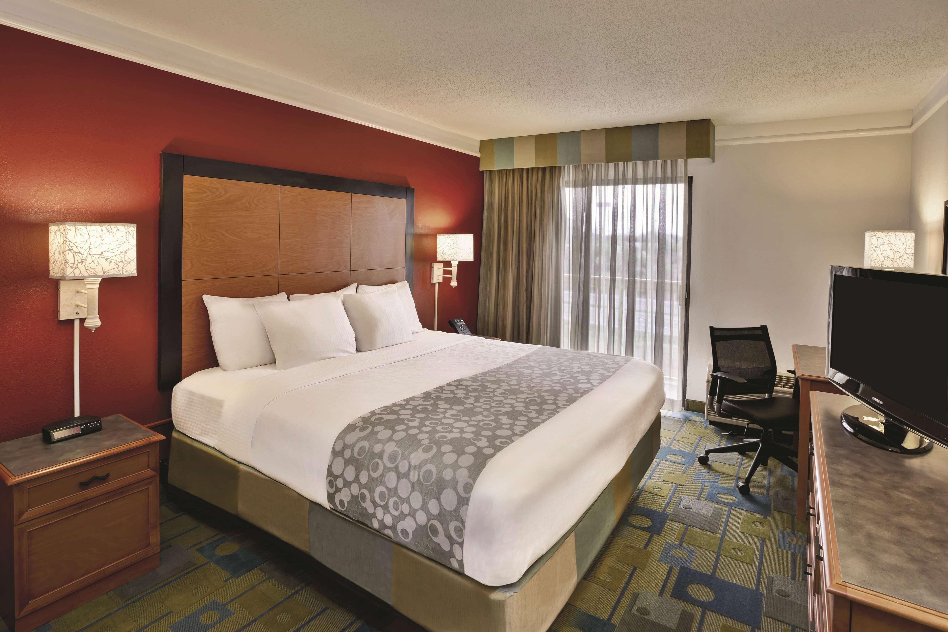 La Quinta Inn & Suites By Wyndham Kingsport Tricities Airport Εξωτερικό φωτογραφία