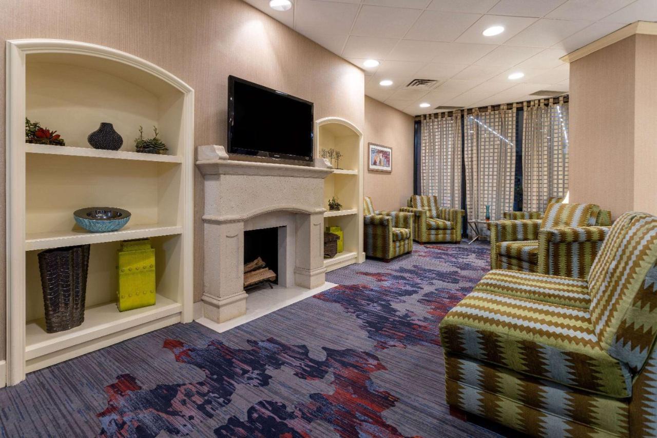 La Quinta Inn & Suites By Wyndham Kingsport Tricities Airport Εξωτερικό φωτογραφία